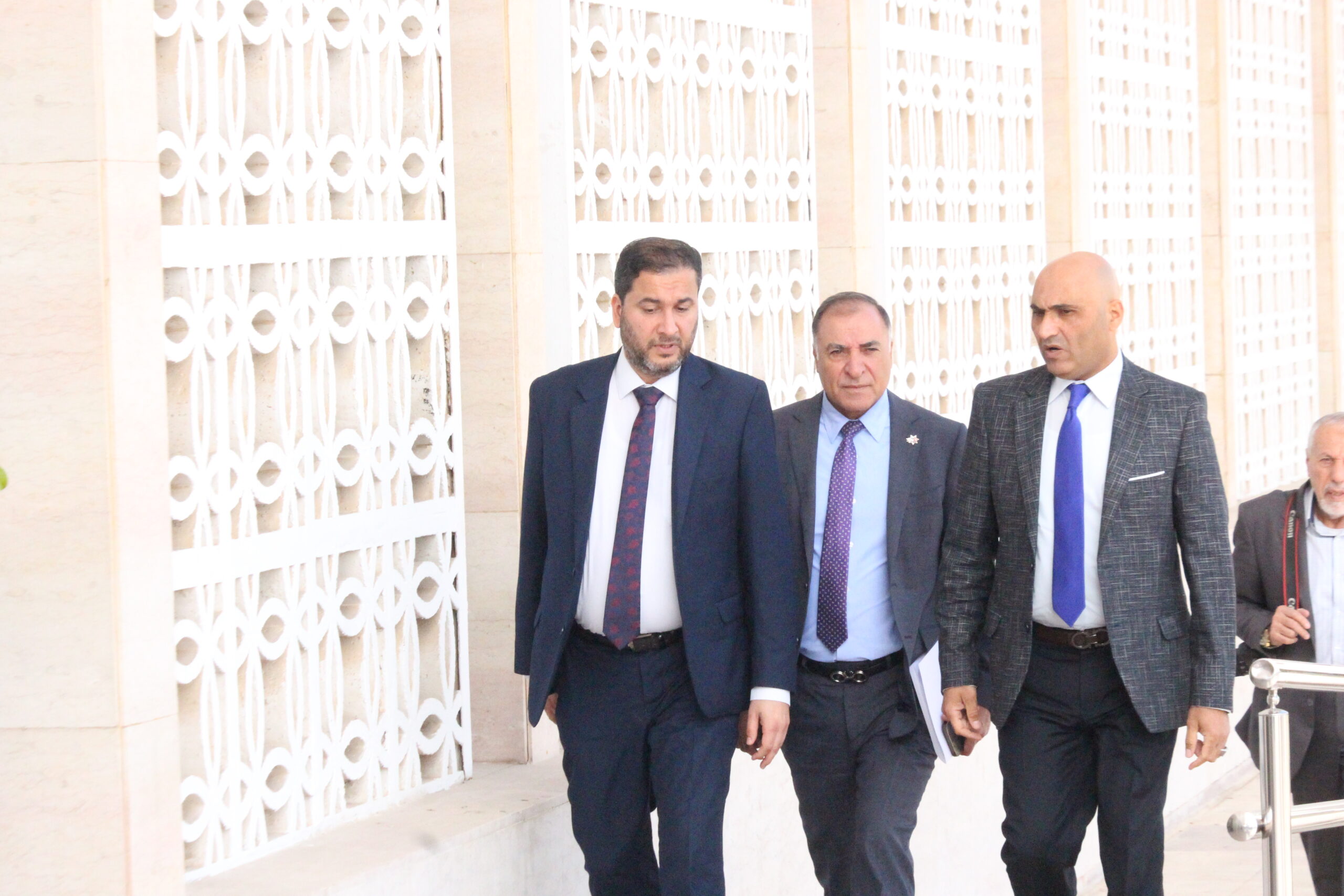 عدسة "صراحة نيوز" ترصد لقطات قبيل انطلاق جلسة مجلس النواب