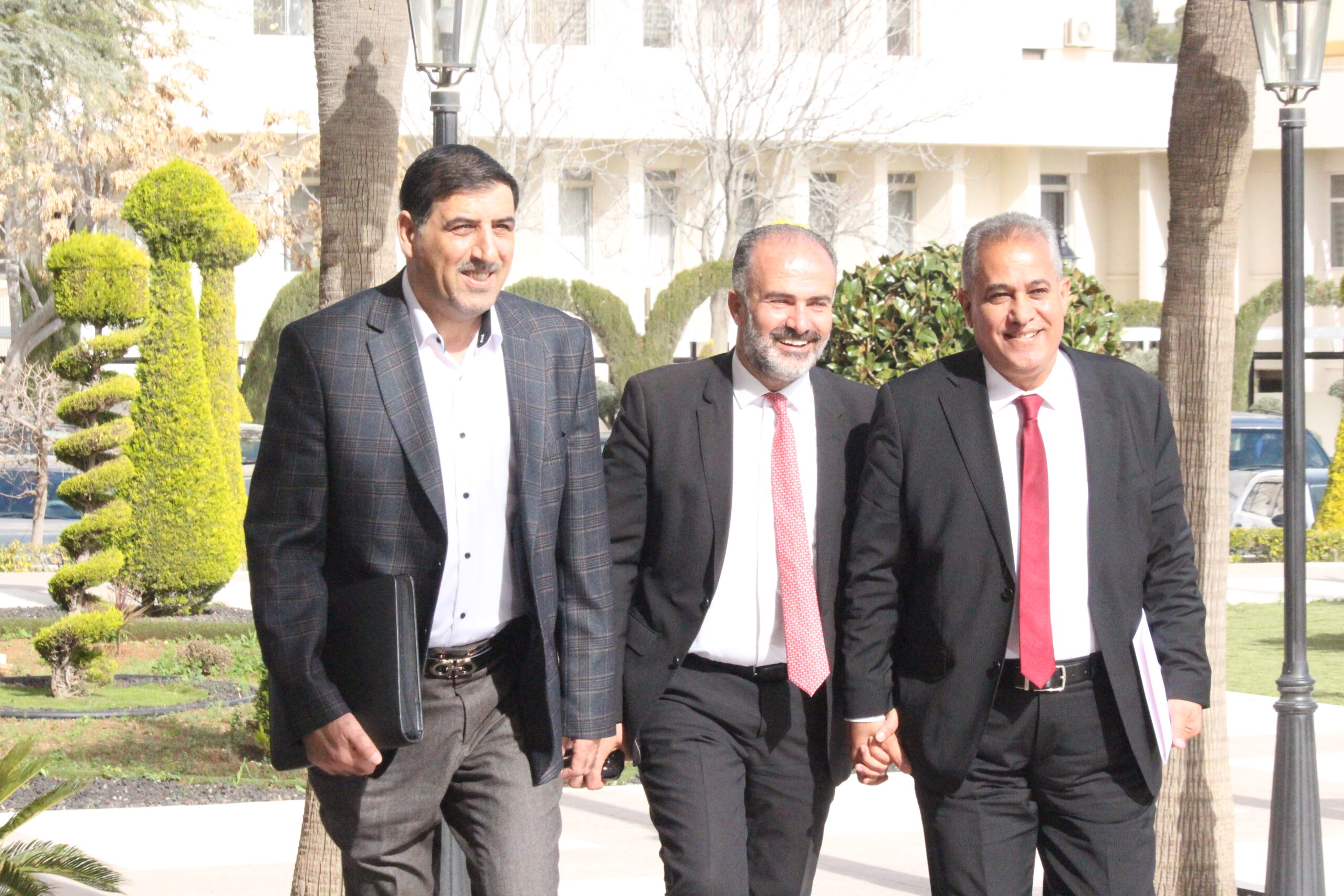 عدسة "صراحة نيوز" ترصد لقطات قبيل انطلاق جلسة مجلس النواب