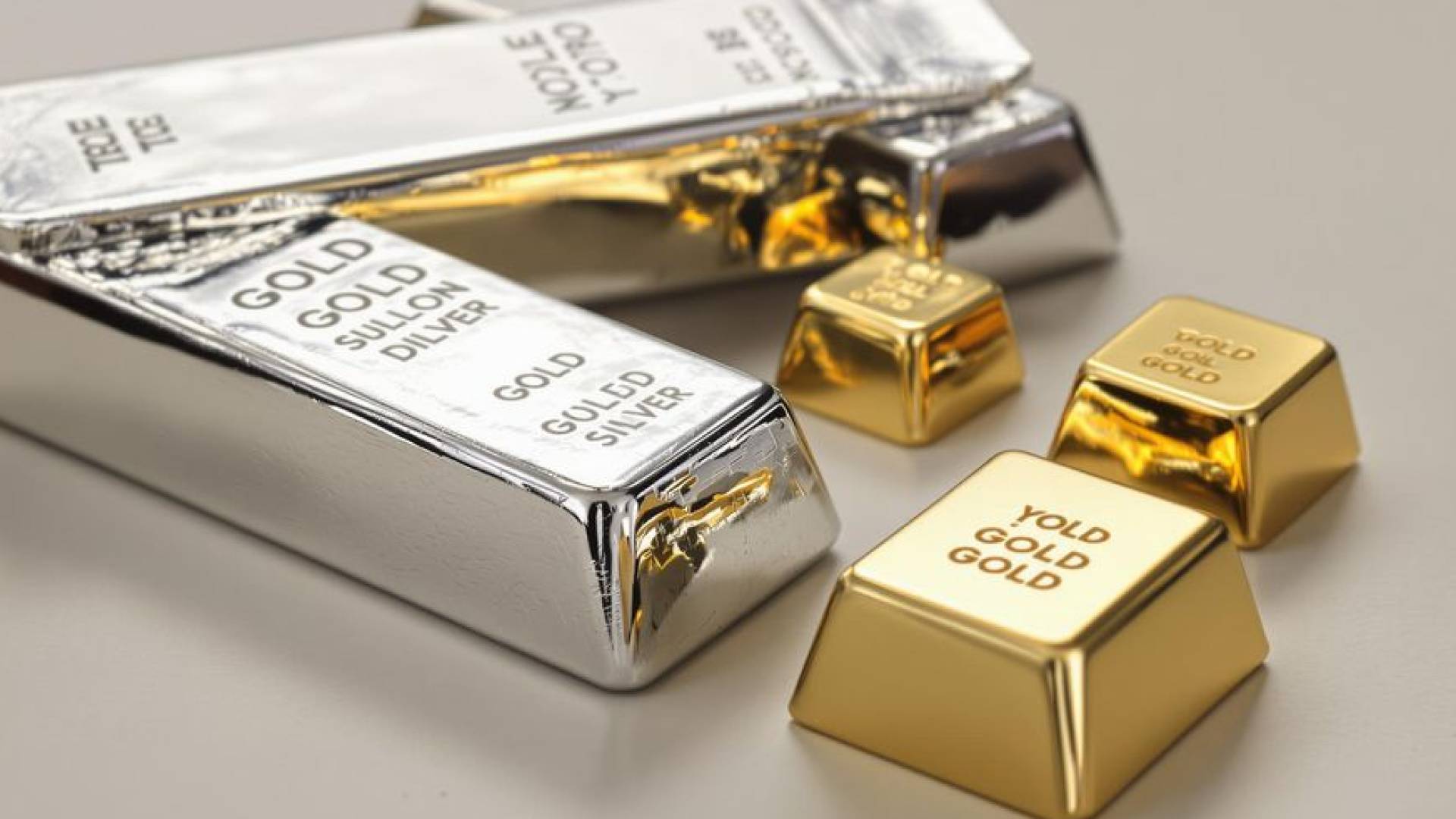 تراجعات حادة في أسواق المعادن النفيسة