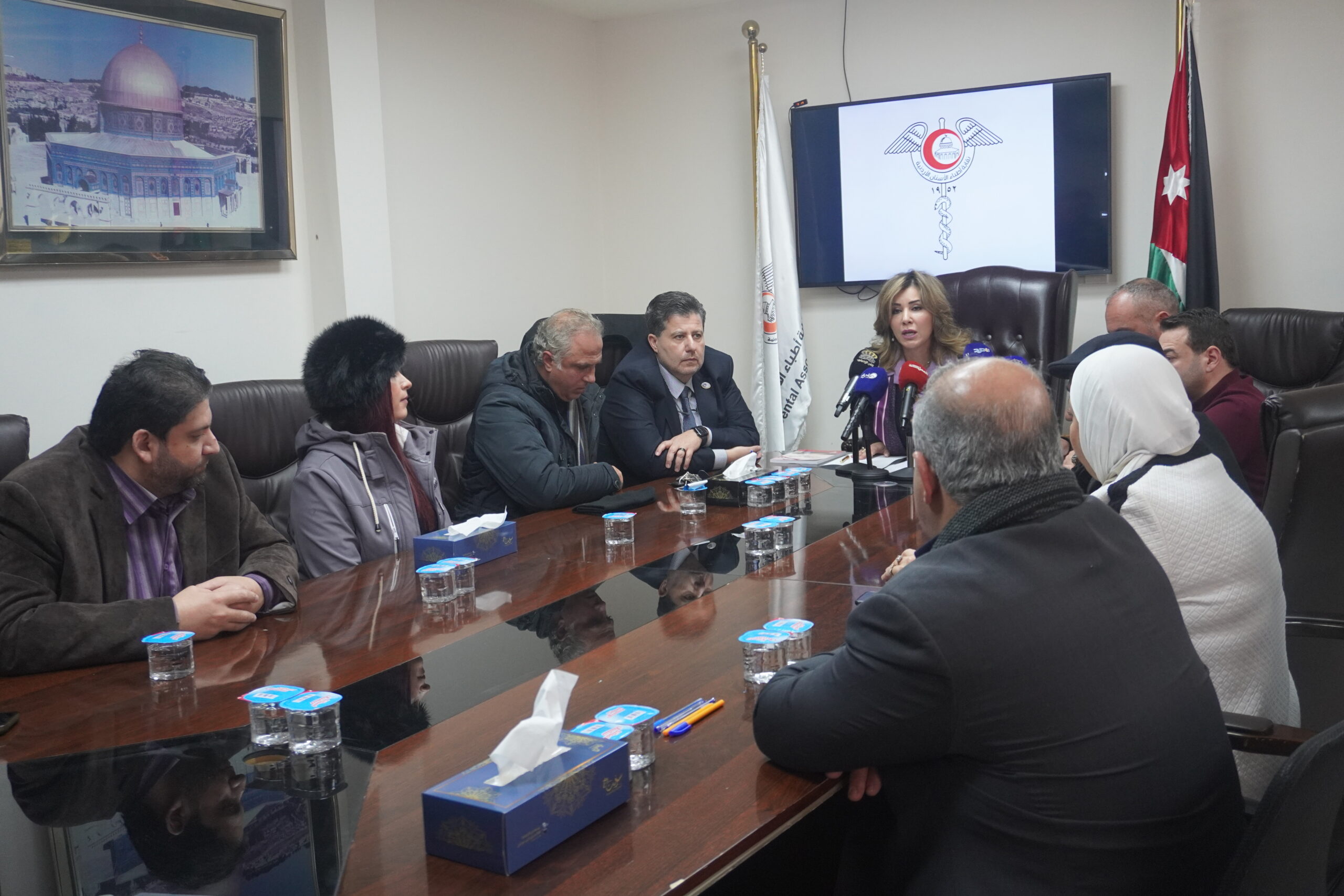 بالصور والفيديو… الأسمر: إغلاق 80 مركزا وملاحقة منتحلي صفة طبيب الأسنان