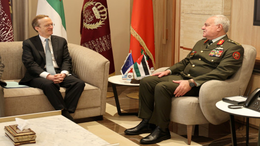 الحنيطي يبحث تعزيز التعاون الدفاعي مع الاتحاد الأوروبي