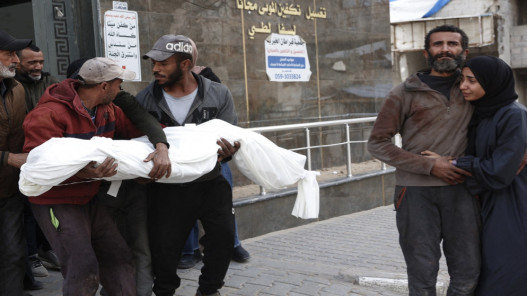 صورة حول : استشهاد فلسطينية وطفل برصاص وقصف الاحتلال في قطاع غزة استشهاد فلسطينية وطفل برصاص وقصف الاحتلال في قطاع غزة