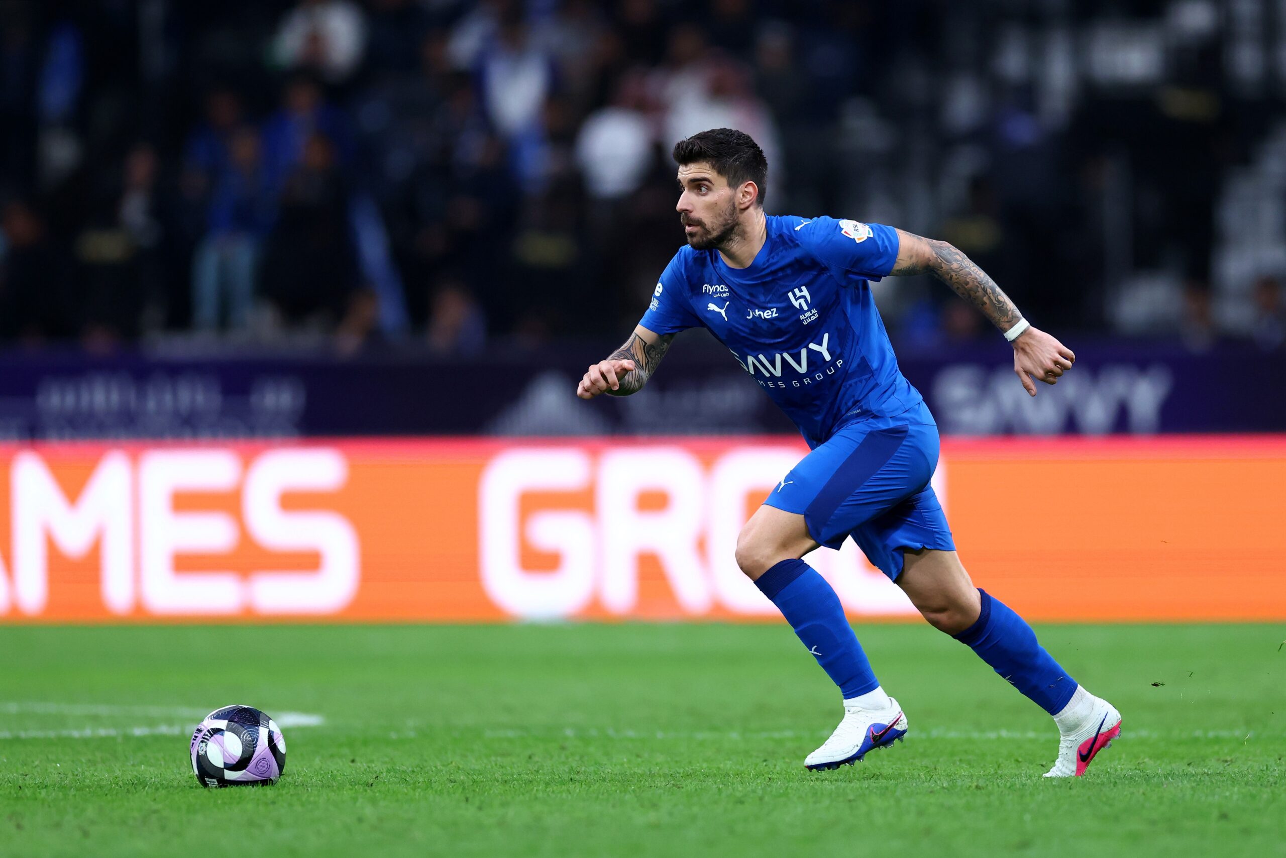 الهلال يمدد عقد روبن نيفيز حتى عام 2029