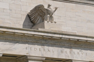 ترامب يؤكد توقعه خفض أسعار الفائدة بعد ترشيح كيفن وارش لرئاسة الاحتياطي الفيدرالي