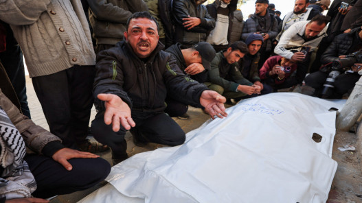 استشهاد فلسطيني متأثرًا بإصابته في قصف الاحتلال بخان يونس