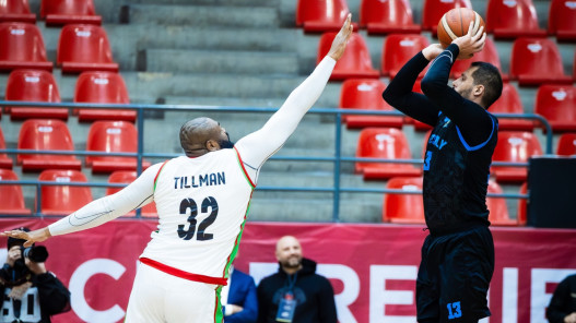 الفيصلي يتفوق على الوحدات 93-90 في ديربي كرة السلة بدوري CFI الممتاز