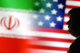 البيت الأبيض: ترامب يترقب محادثات عُمان مع إيران وسط تلويح بخيارات عسكرية