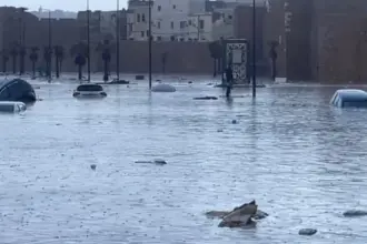 المغرب يواصل إجلاء أكثر من 154 ألف شخص بسبب فيضانات شمال البلاد