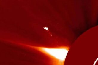 صور غامضة قرب الشمس تثير الجدل… تفسير علمي يكشف الحقيقة