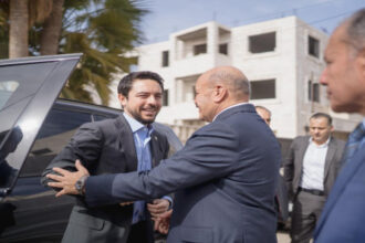 عاجل | ولي العهد يلتقي وجهاء لواء سحاب ويؤكد دعم تطوير الجيش والخدمات والشباب