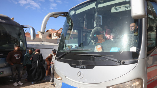 غزة: نحو 180 فلسطينياً يغادرون القطاع عبر معبر رفح بعد إعادة فتحه بشكل محدود