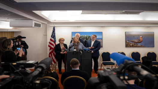 وفد من الكونغرس الأميركي يزور غرينلاند لإعادة بناء الثقة بعد تصريحات ترامب المثيرة للجدل