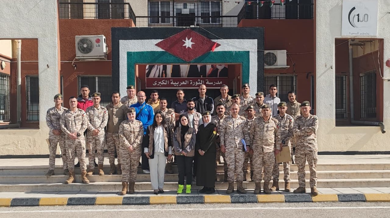 جائزة الحسن للشباب تنفذ زيارة تعريفية للمدارس التابعة للثقافة العسكرية في الزرقاء