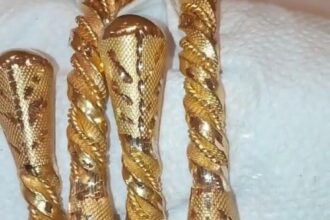 الذهب في "مرحلة ترقب".. ركود يضرب الأسواق المحلية والسياسة الدولية تعيد رسم الأسعار