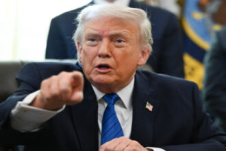 ترامب سيعلن إرسال قوات دولية وخطة تمويل بمليارات الدولارات لدعم استقرار غزة