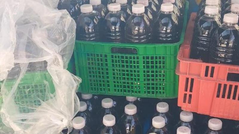 إتلاف 750 لترًا من عصائر رمضانية مجهولة المصدر في إربد