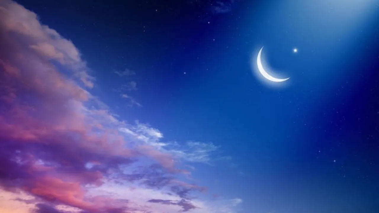 منظمة فلكية ترجّح بدء رمضان الأربعاء المقبل