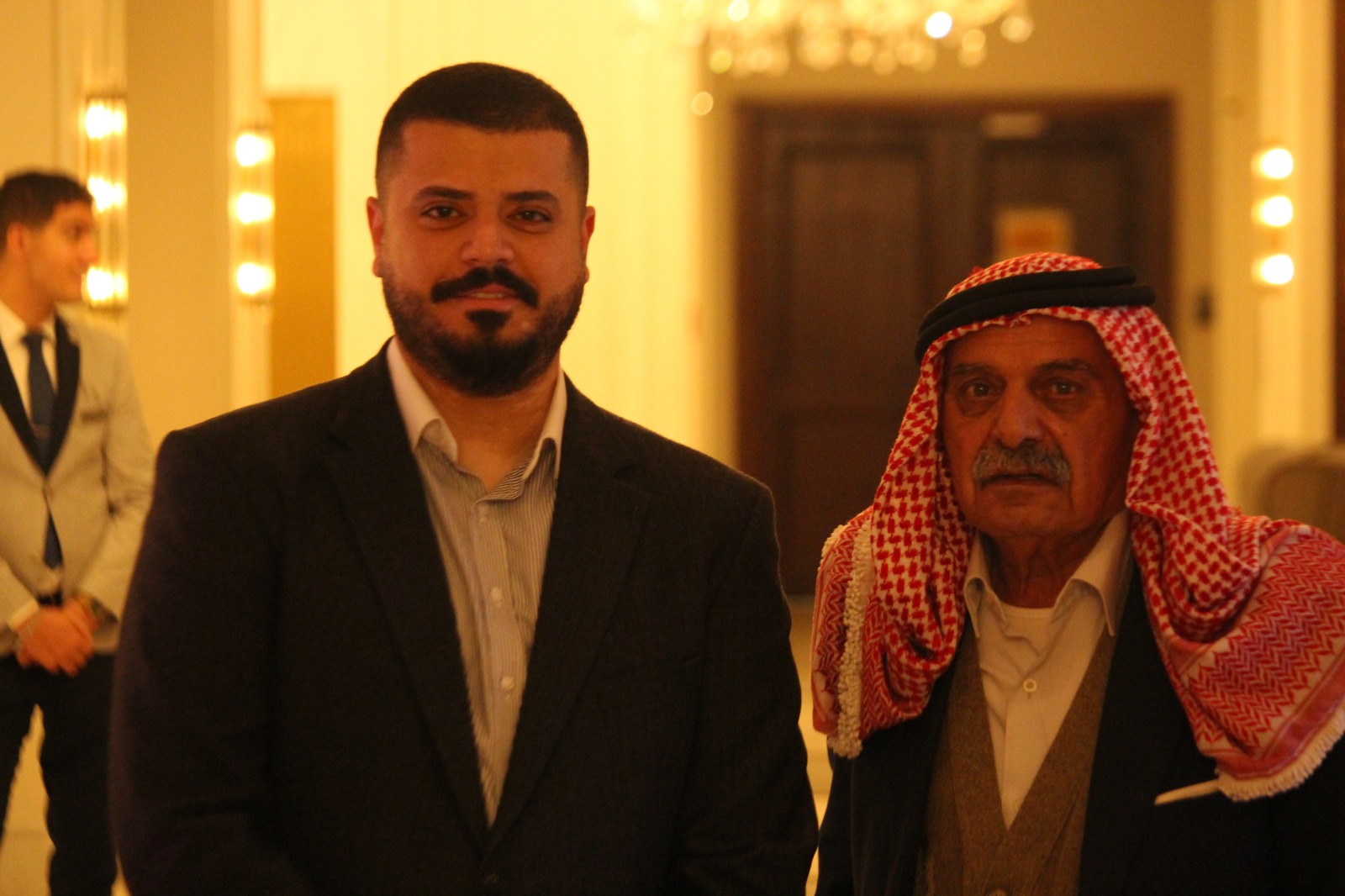 صورة حول : القرعان يوجّه سؤالًا للجلاهمة حول المسؤولية المجتمعية "فيديو " القرعان يوجّه سؤالًا للجلاهمة حول المسؤولية المجتمعية "فيديو "