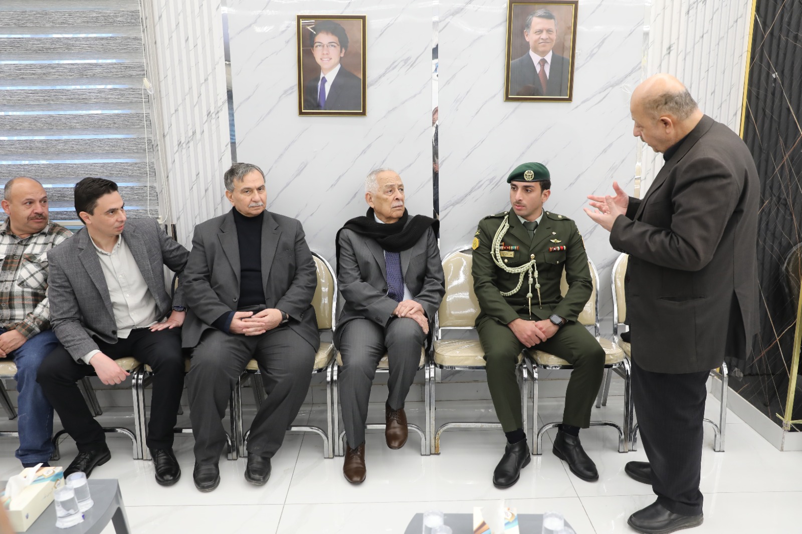 مندوبا عن الملك وولي العهد.. العيسوي يعزي عشائر الشيشاني وحجازي وأبو السمك