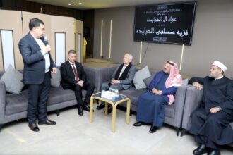 مندوبا عن الملك وولي العهد.. العيسوي يعزي عشيرة الشرايدة