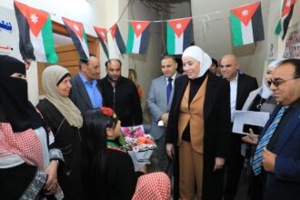 بني مصطفى توعز بدعم مشاريع وأسر محتاجة