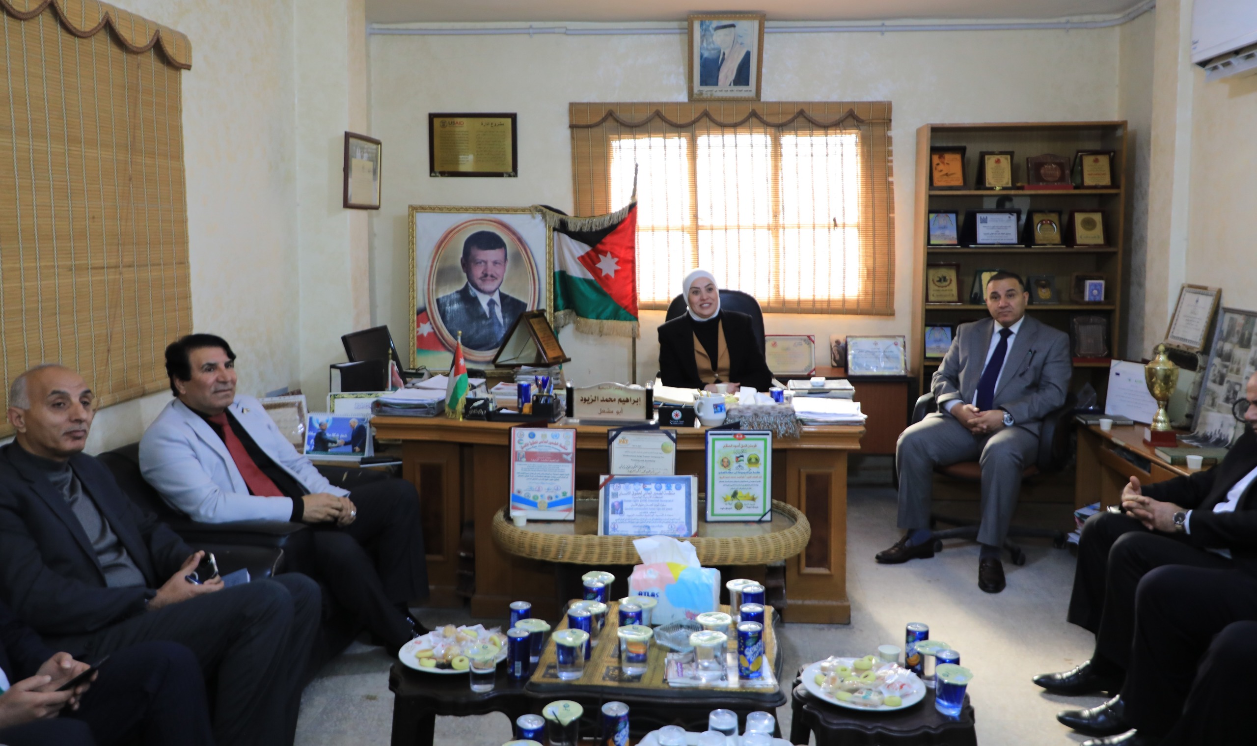 بني مصطفى توعز بدعم مشاريع وأسر محتاجة