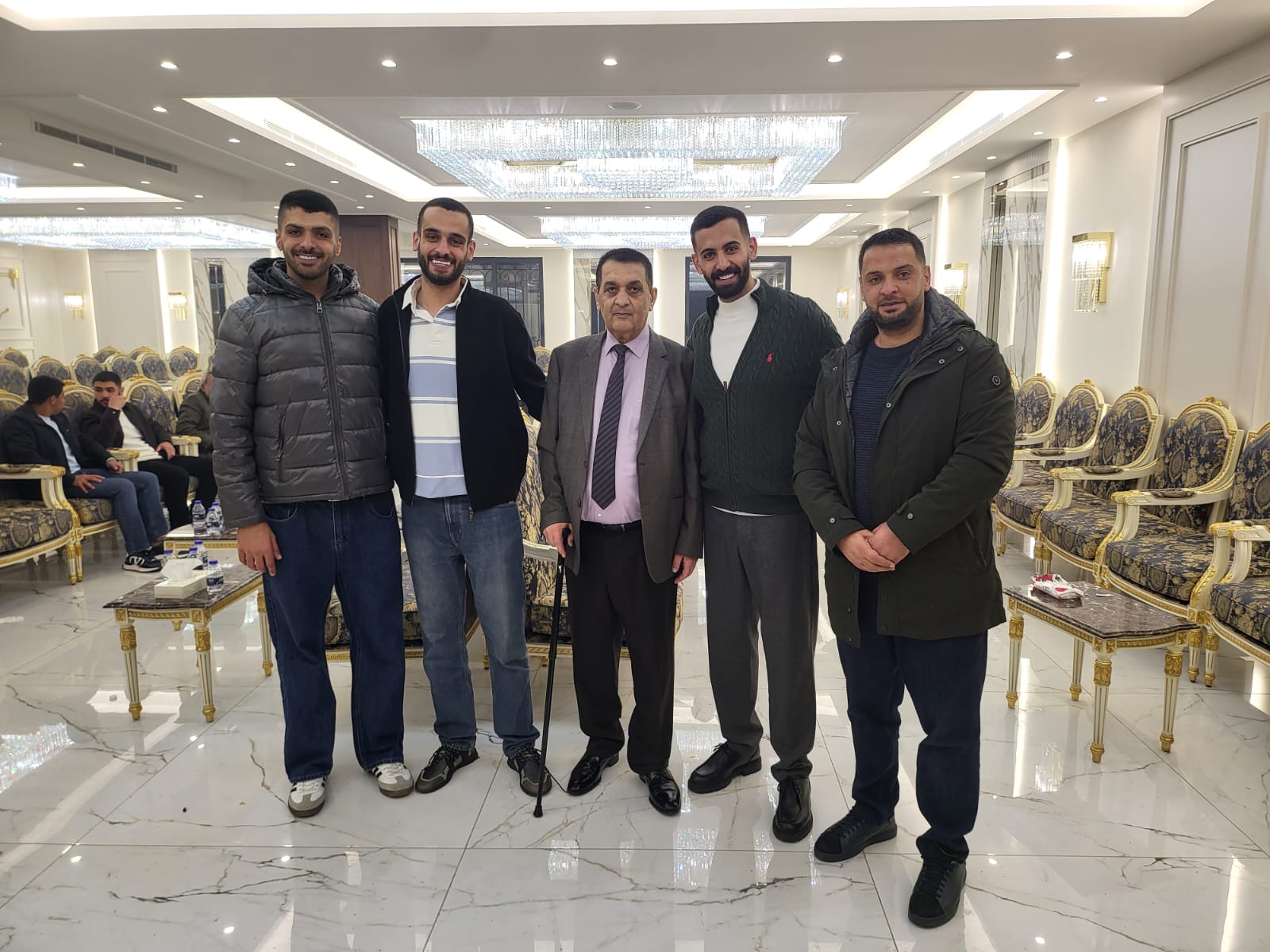 مأدبة إفطار كبرى احتفاءً بتخرج ابناء مروان الركيبات في ديوانه بدابوق