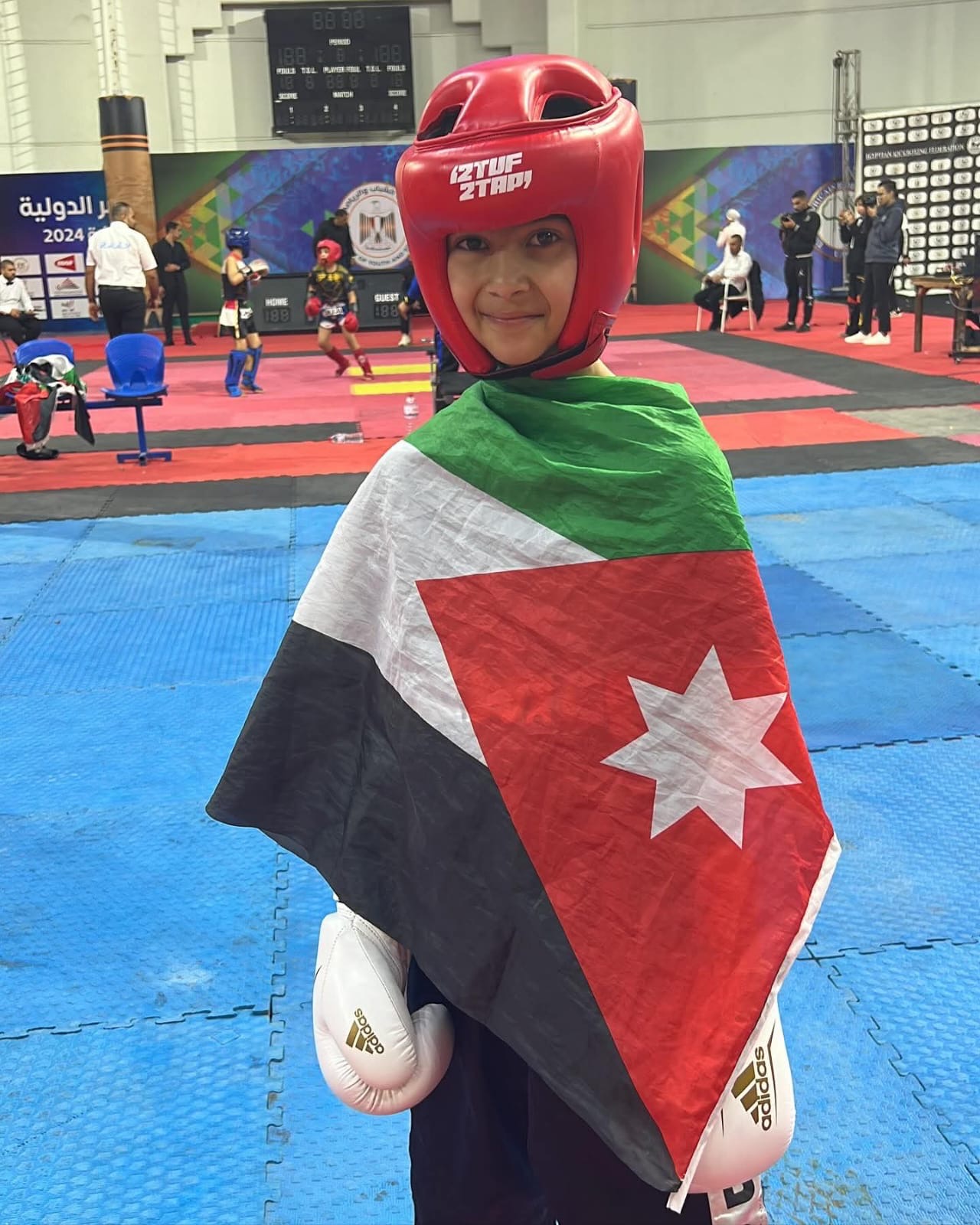 فوز الطالب عون عبد الجواد بذهبتبن في البطولة العربية للكيك بوكسينغ