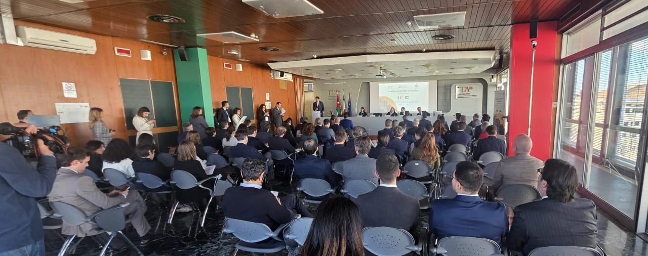 وفد وزاري يلتقي قيادات اقتصادية إيطالية لتعزيز التعاون وترسيخ الأردن كوجهة استثمارية موثوقة في المنطقة