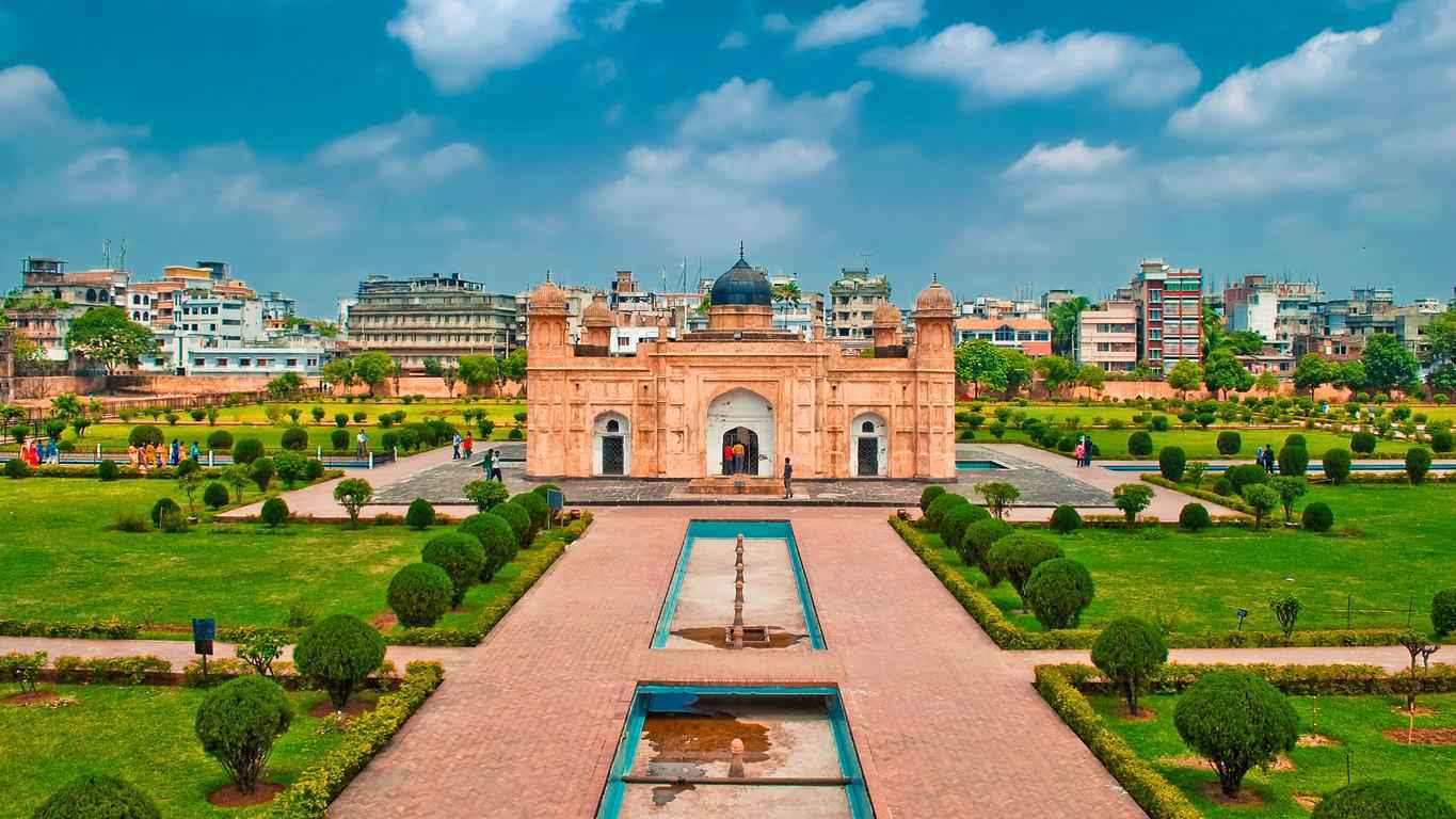  بنغلاديش تنظم انتخابات حاسمة بعد انتفاضة 2024