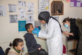 في عيد ميلاد جلالة الملك… الجامعة الهاشمية تجسّد نهج العطاء الملكي بحملة طبية إنسانية