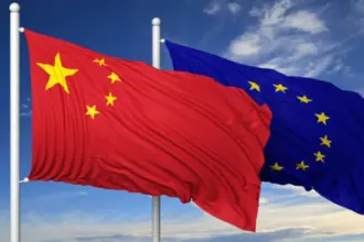 الصين تؤكد لأوروبا: مشكلاتكم ليست مسؤوليتنا