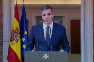 رئيس الحكومة الإسبانية: هذه الحرب غير شرعية وخطأ جسيم
