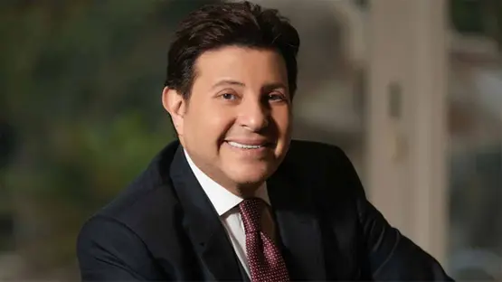 قلق على صحة هاني شاكر بعد عملية جراحية دقيقة