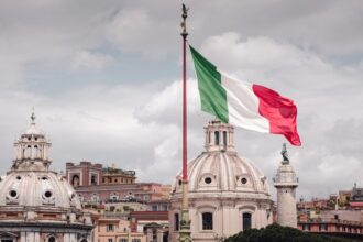 إيطاليا تعلن إرسال مساعدات دفاعية جوية لدول الخليج