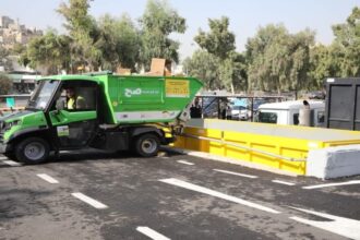 أمانة عمان تبدأ فرز النفايات العضوية تجريبياً في سوق رأس العين