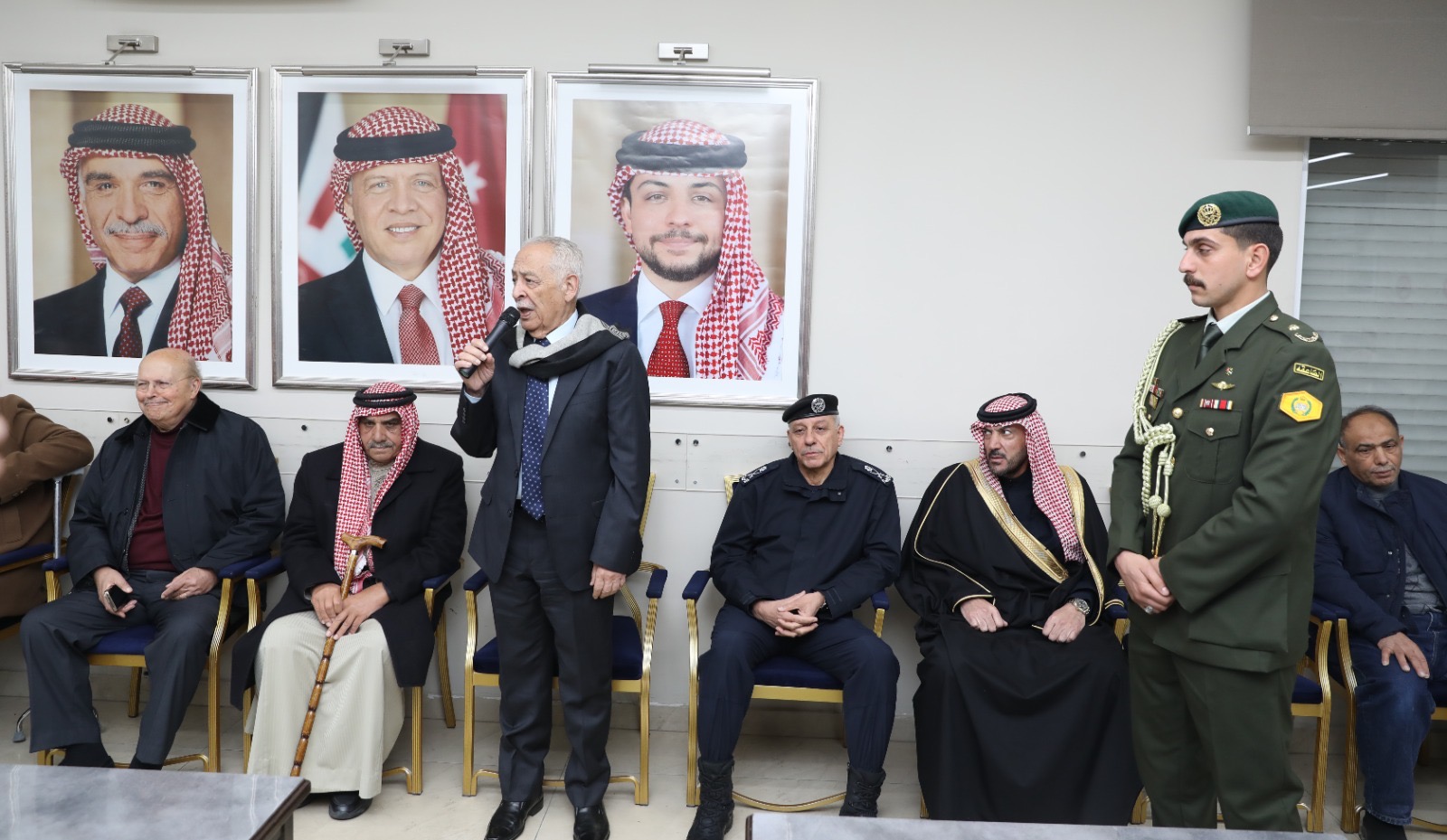 *مندوبا عن الملك وولي العهد...العيسوي يعزي الحديد وماضي والمجالي والخمايسة والريحاني*