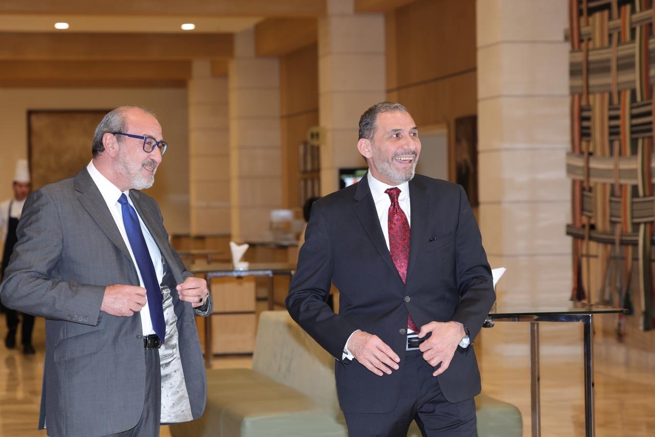 ال بعارة وال المناصرة نسايب