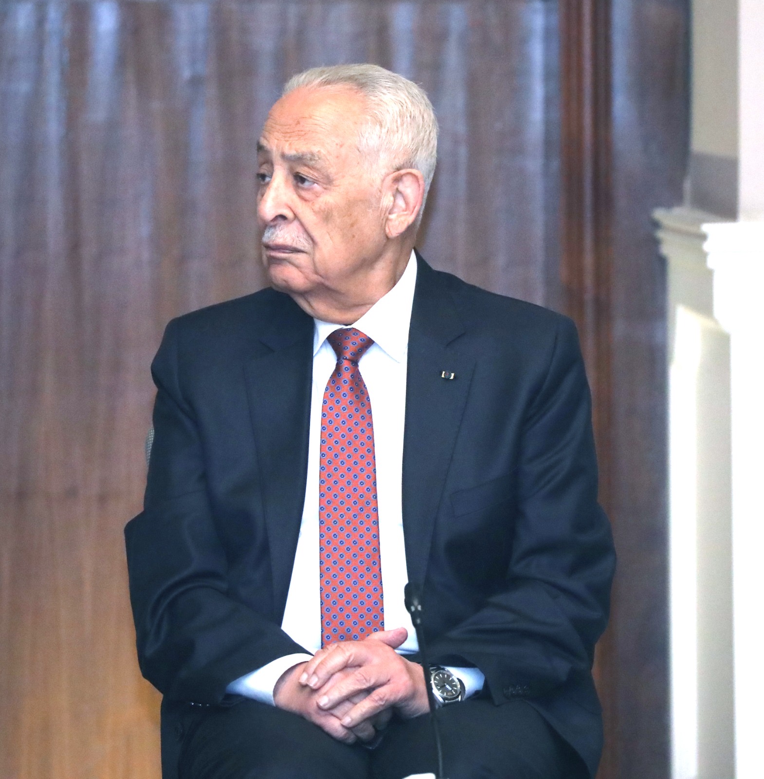 *العيسوي ينقل تعازي الملك وولي العهد لأسرة الراحل المؤرخ الفلسطيني الدكتور وليد الخالدي*