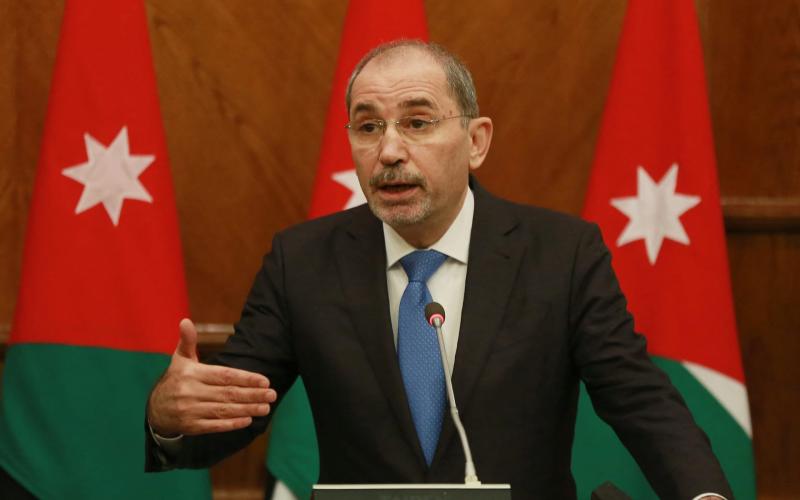 الصفدي والبوسعيدي يتبادلان الإدانة والتضامن بعد الاعتداءات الإيرانية