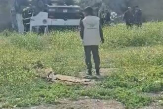 اصابتان بانقلاب ضاغطة بمنطقة المشارع... فيديو