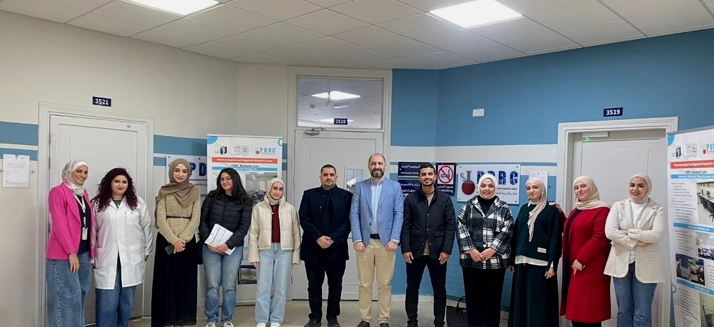 مركز البحوث الدوائية والتشخيصية في عمّان الأهلية يعقد دورة تدريبية في تقنيات PCR