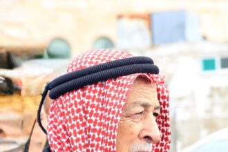 *مندوبا عن الملك وولي العهد.. العيسوي يطمئن على صحة ضابط صف أُصيب بمداهمة أمنية لمطلوب خطير بقضايا مخدرات*