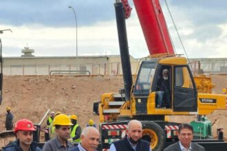 الذنيبات يتفقد مواقع عمل لشركة الفوسفات بالعقبة