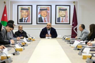 الخشمان يلتقي المشاركين في مشروع الزمالة البرلمانية