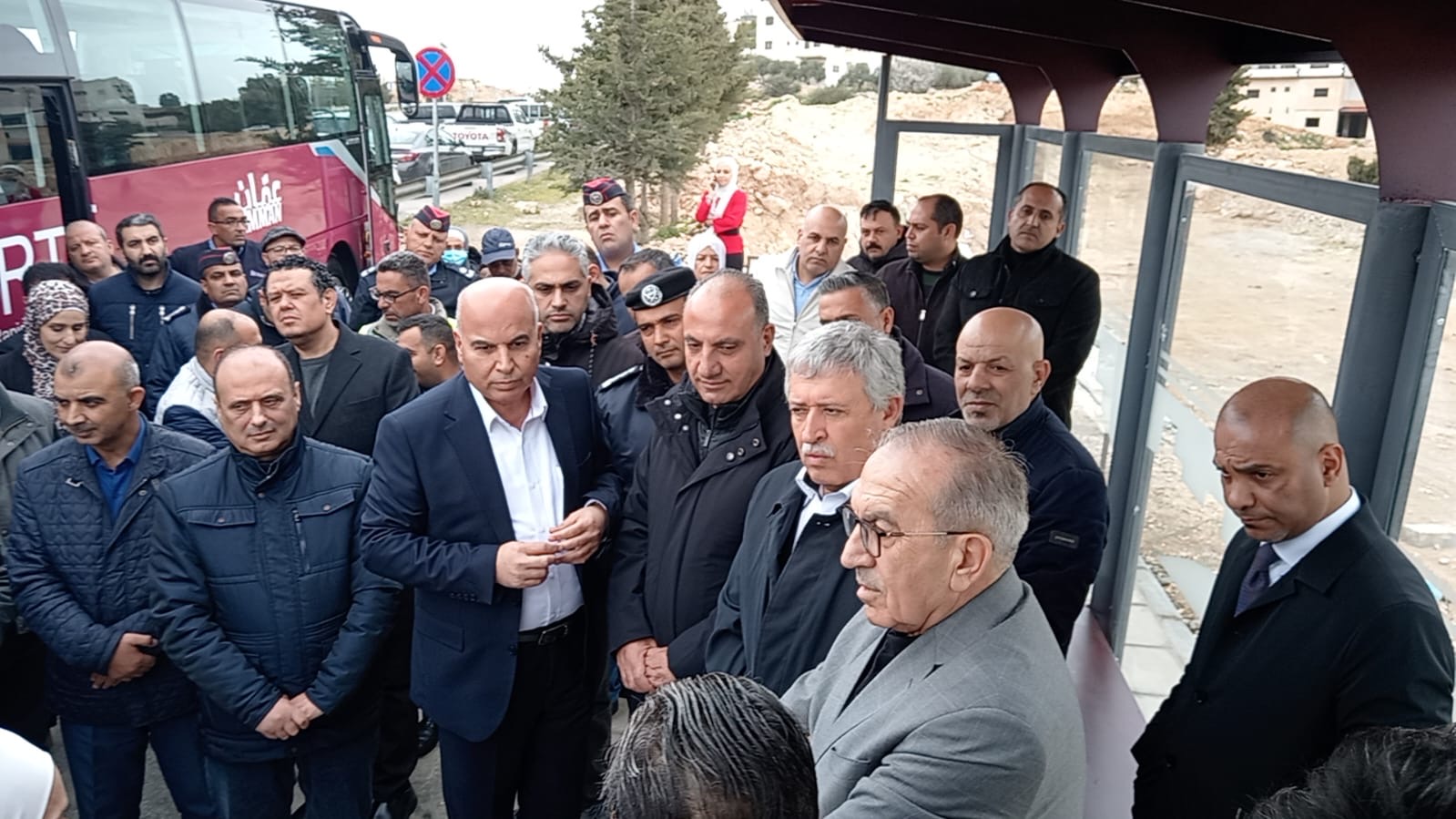 إطلاق مسار الباص السريع بين عمّان والسلط