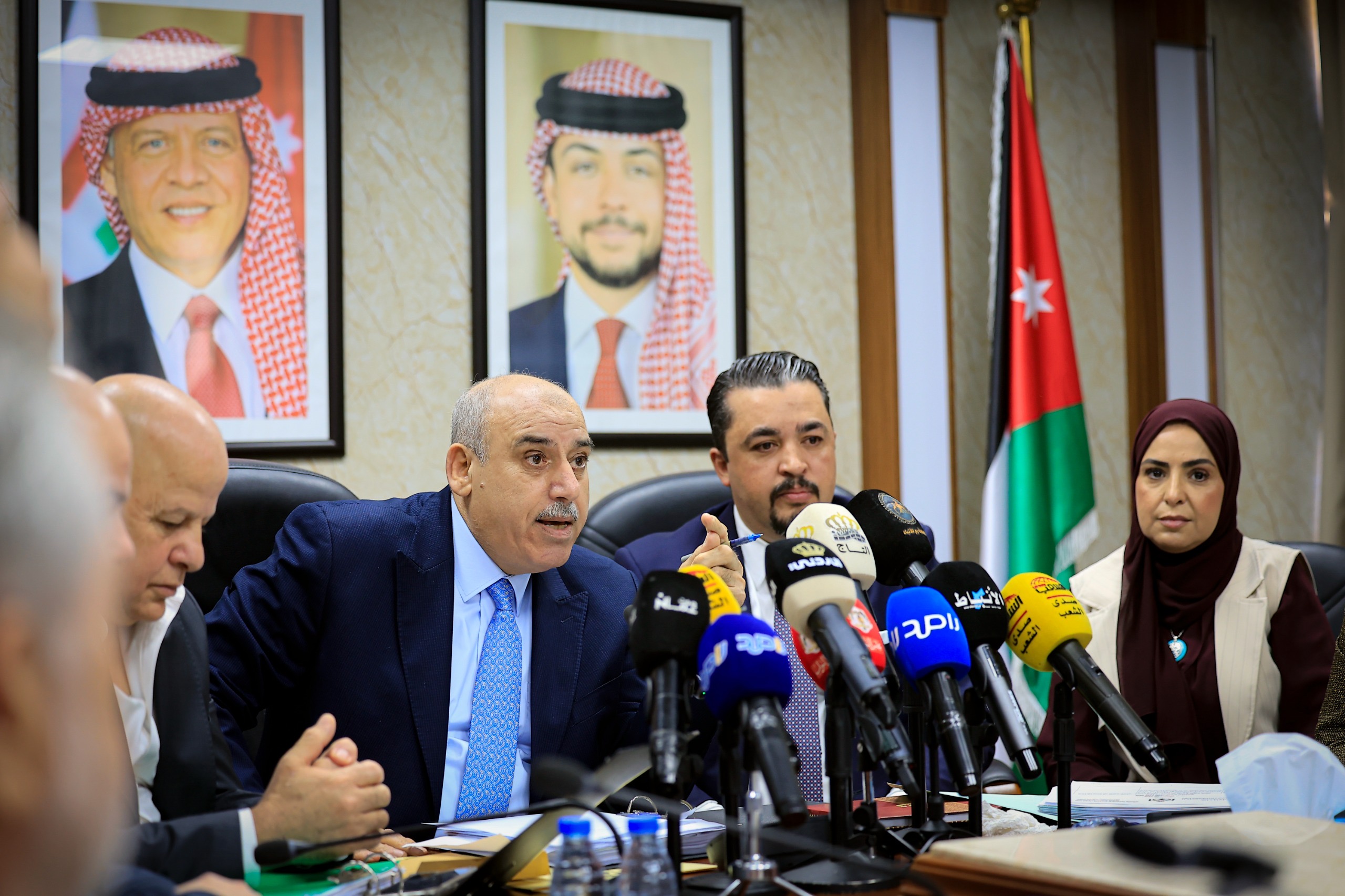 “العمل النيابية” تبحث مع الأحزاب مشروع معدل قانون الضمان الاجتماعي