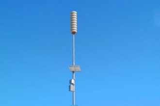 الأمن وإدارة الأزمات: تفعيل بروتوكول صفارات الإنذار وتحسن استجابة المواطنين