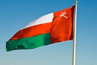 عُمان: إسقاط مسيّرتين في ظفار وسقوط ثالثة قرب ميناء صلالة