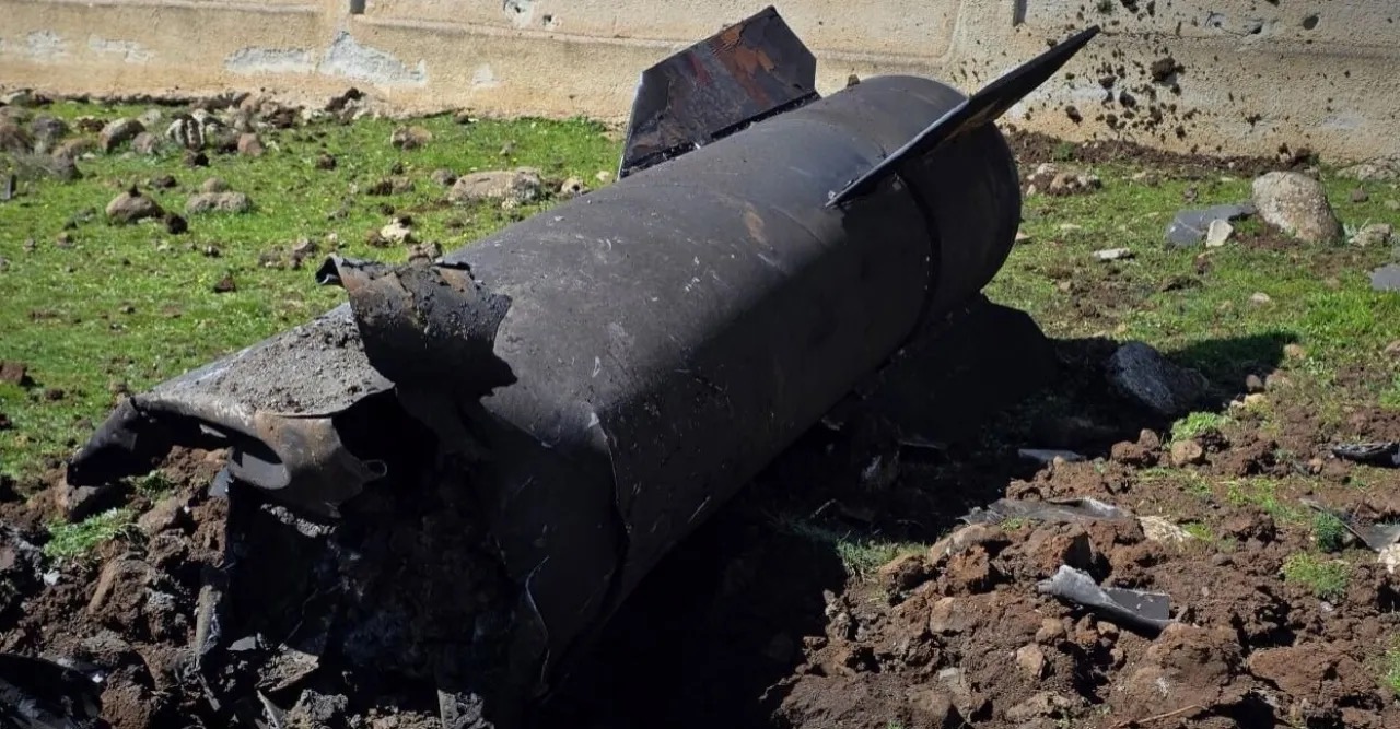 صورة حول : الأمن العام يحذر المواطنين من الاقتراب من الأجسام المشبوهة الأمن العام يحذر المواطنين من الاقتراب من الأجسام المشبوهة